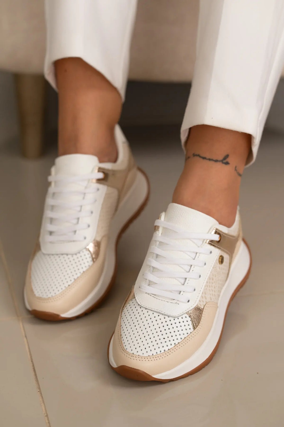 LUXURY BLANCO BEIGE