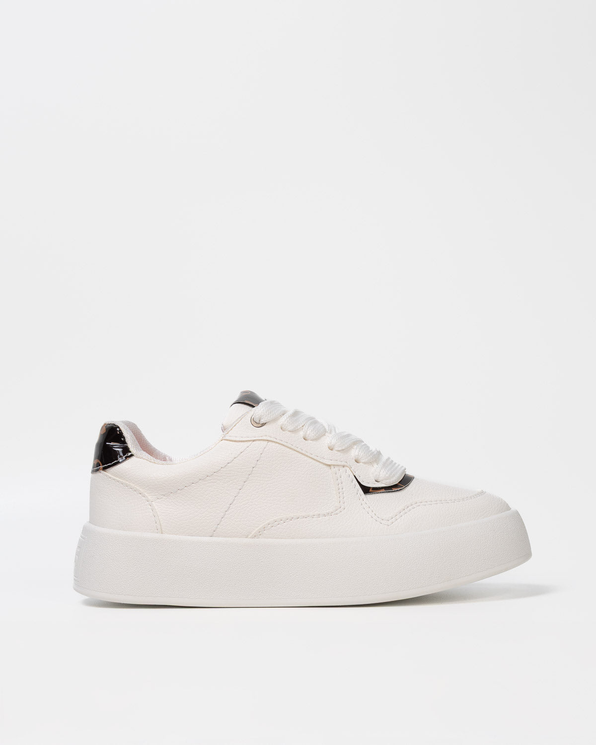 MILU BLANCO CON CAFE