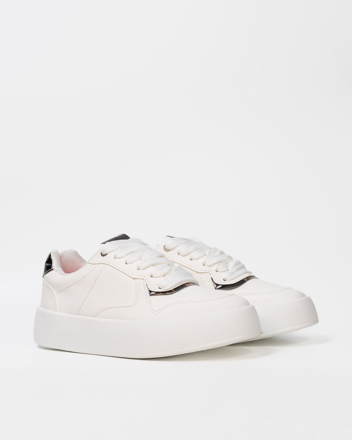 MILU BLANCO CON CAFE