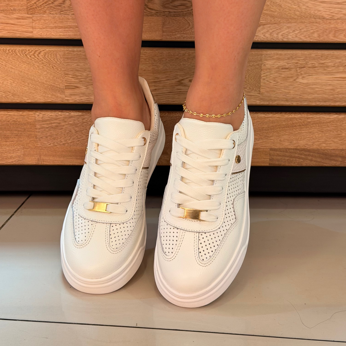 AUREX BLANCO CUERO