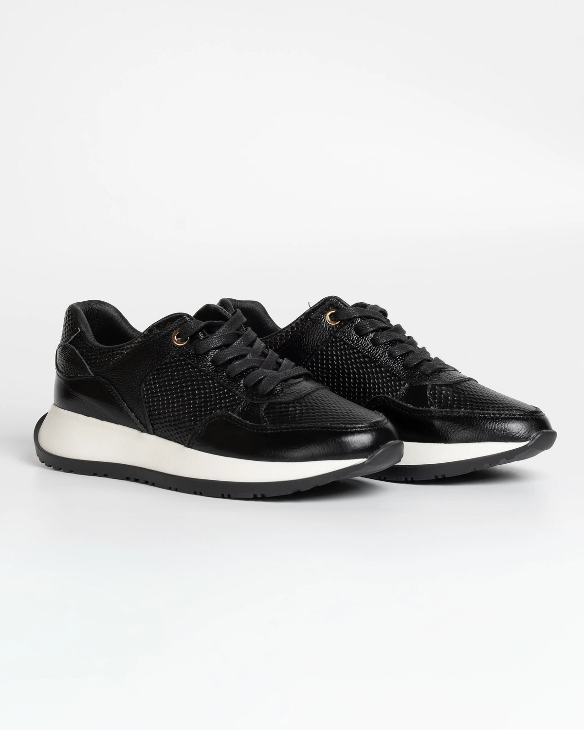 LUXURY BLACK CUERO