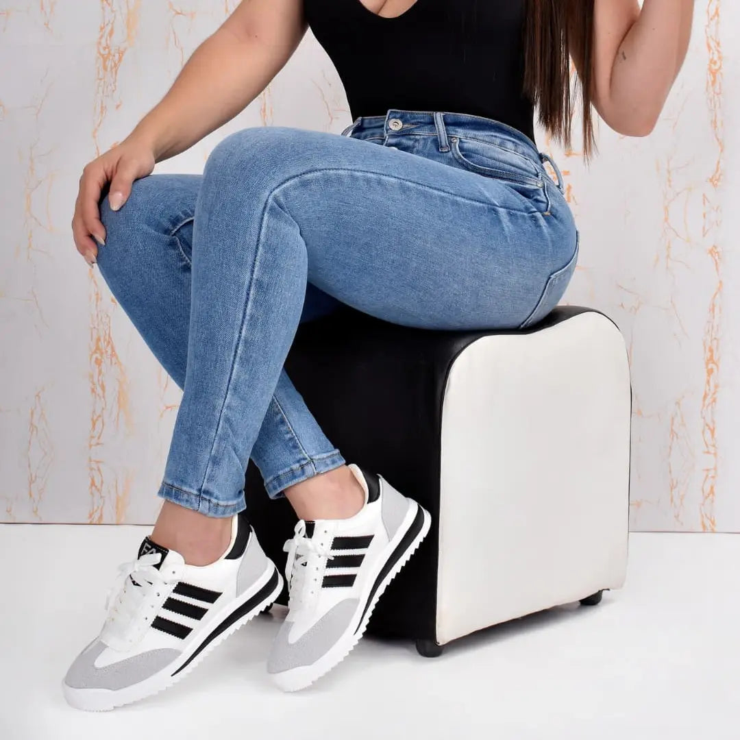 IVORY NEGRO