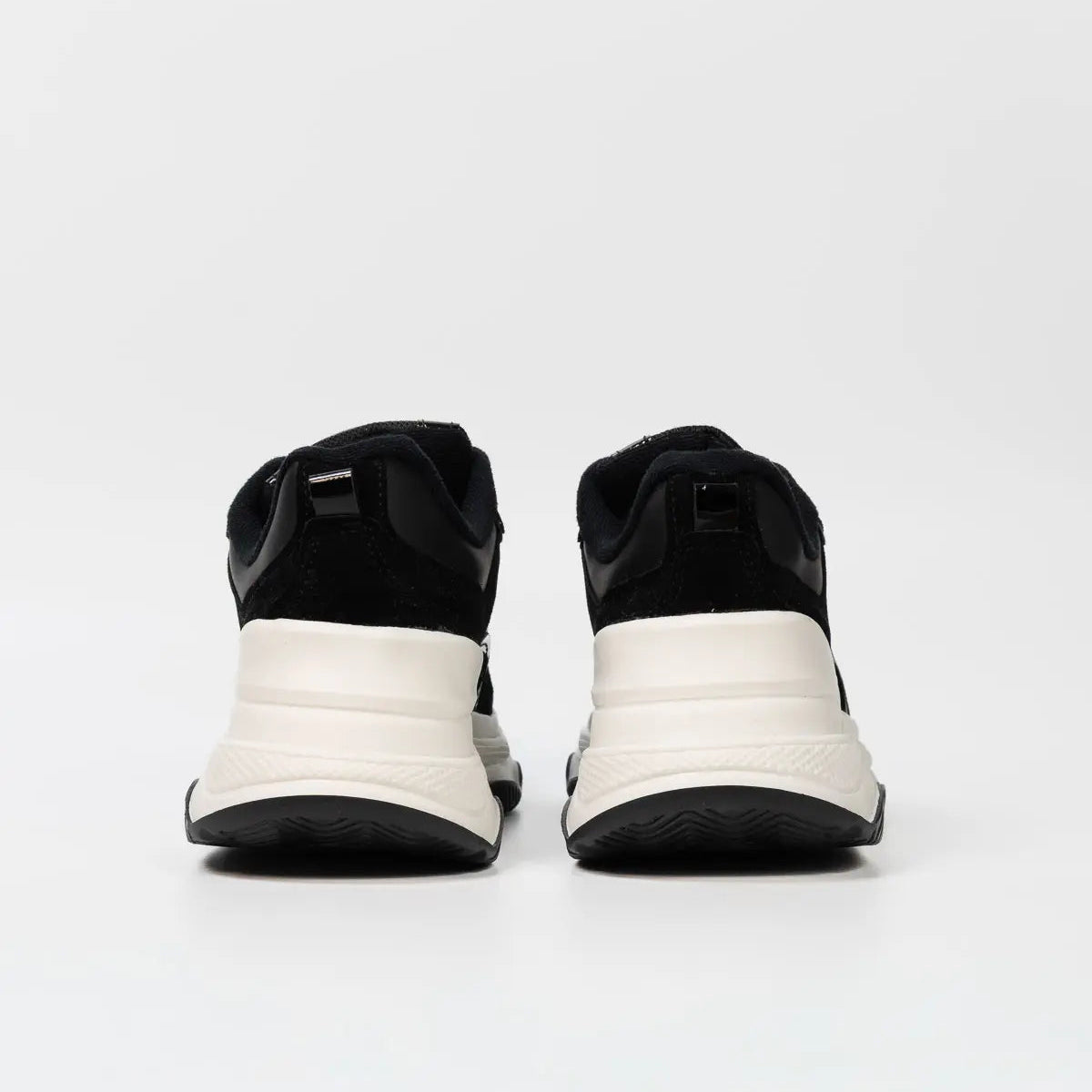 ECLIPSE NEGRO