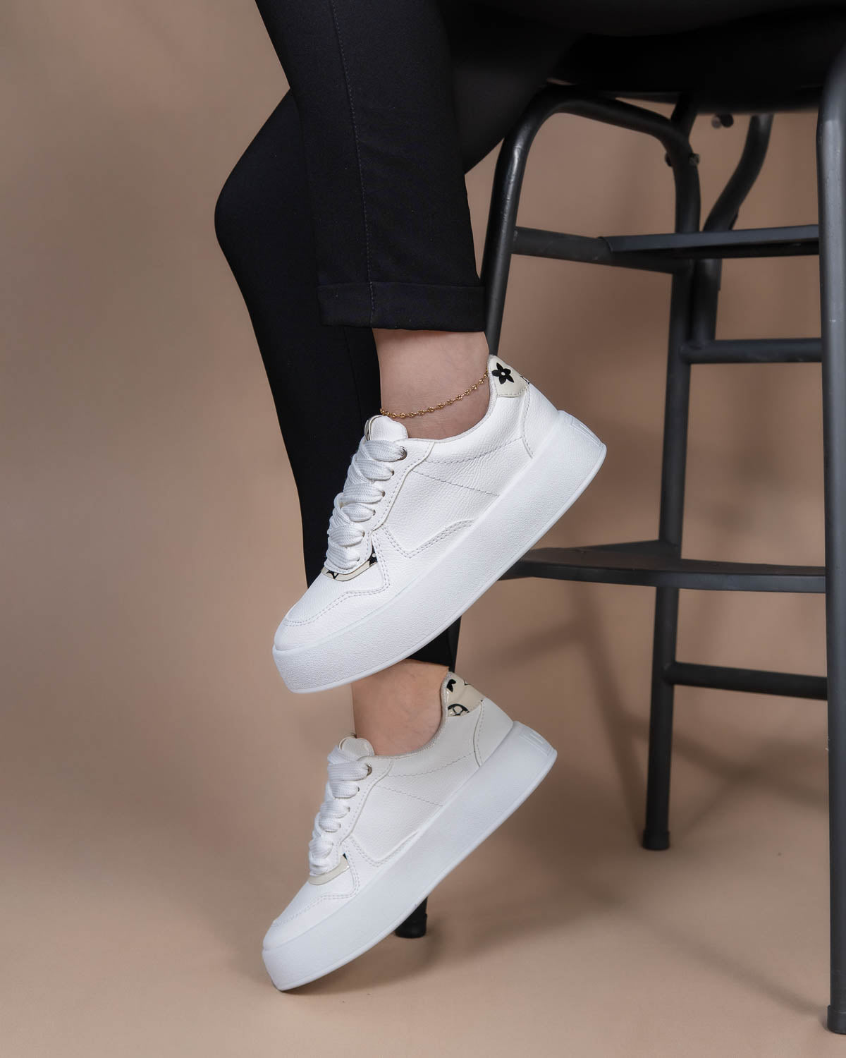 MILU BLANCO