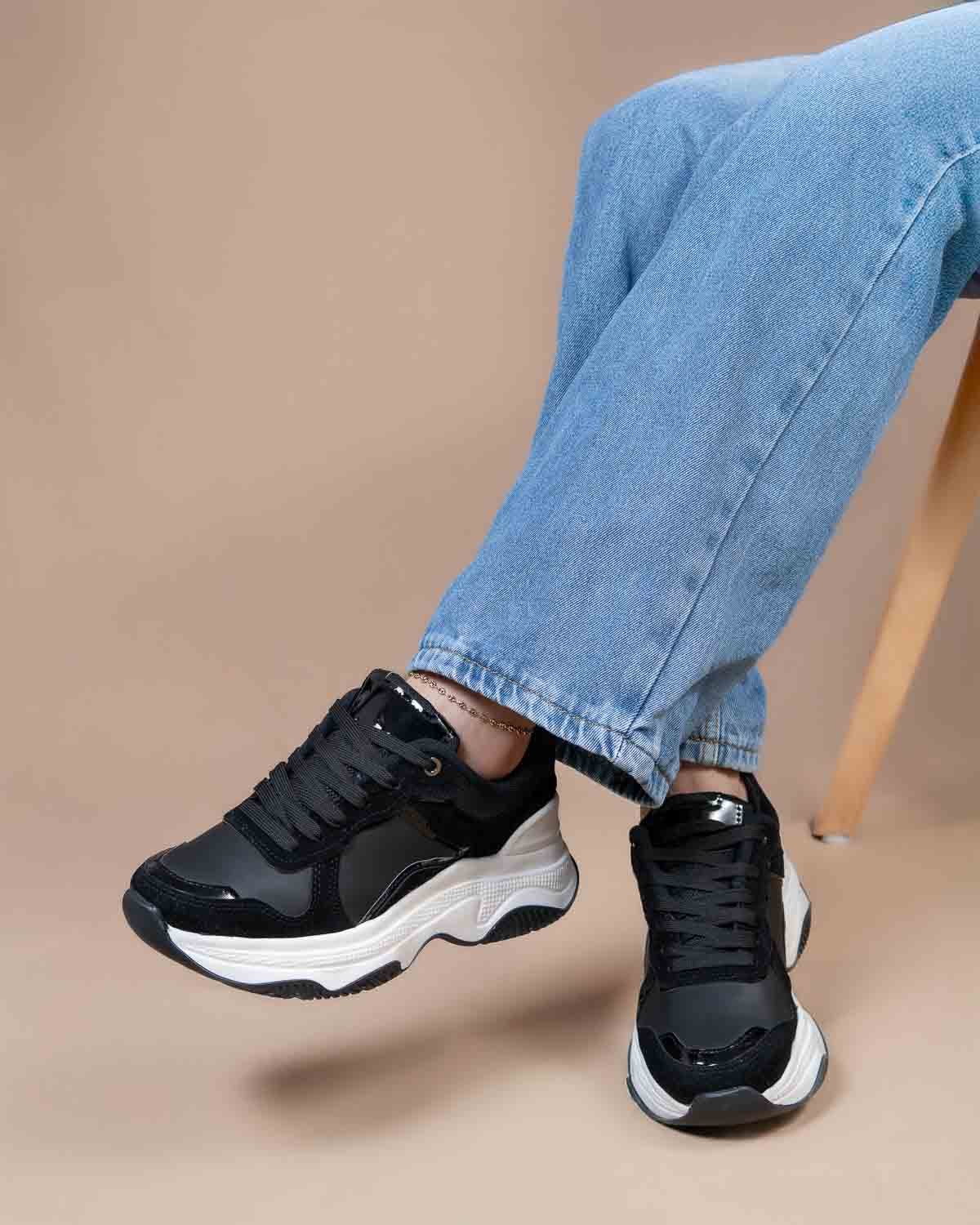 ECLIPSE NEGRO