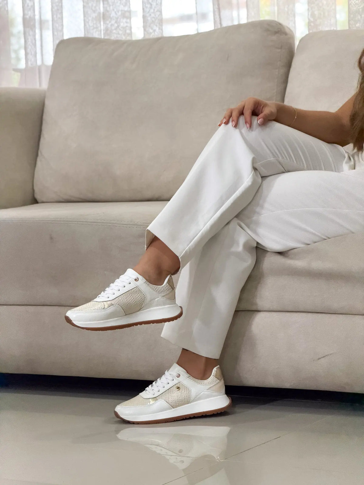 LUXURY BLANCO DORADO